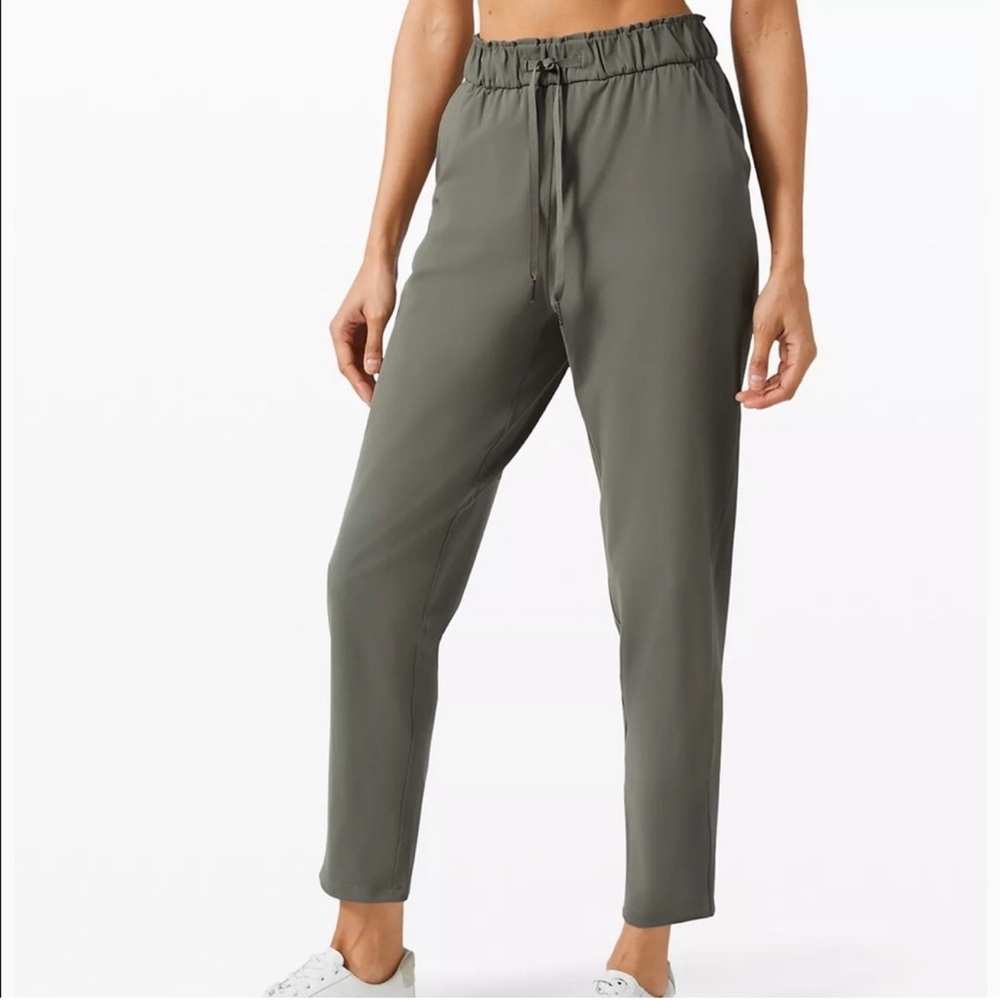 Lululemon On The Fly Pant